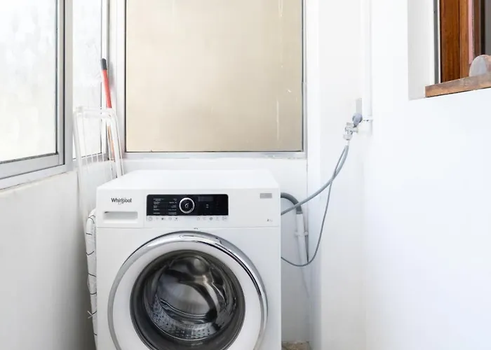 Bright & Spacious Flat By Host Wise *