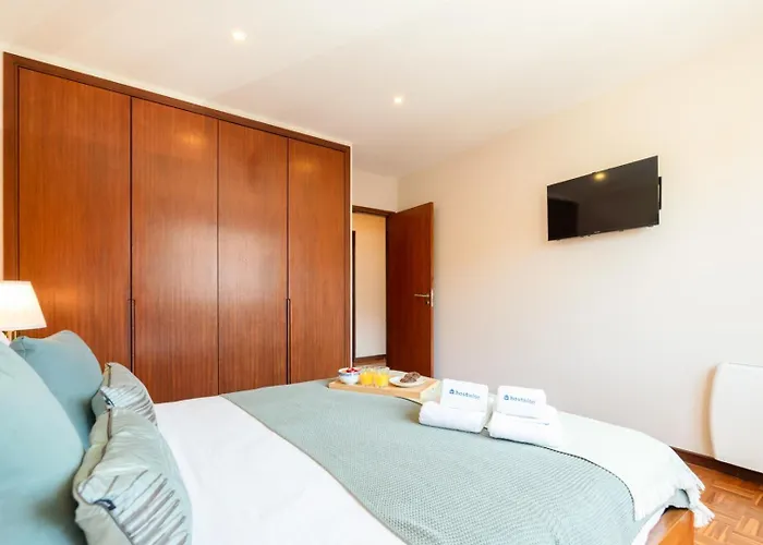 Διαμέρισμα Bright & Spacious Flat By Host Wise