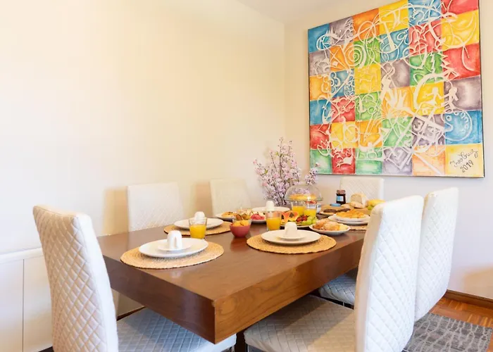 Bright & Spacious Flat By Host Wise * Πόρτο