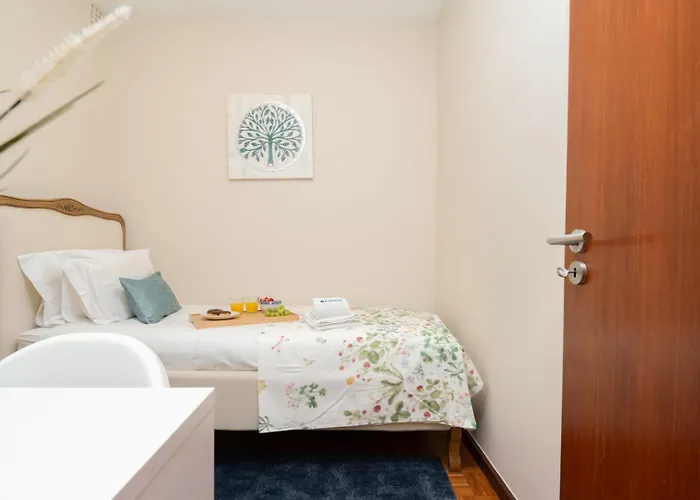 Bright & Spacious Flat By Host Wise Διαμέρισμα