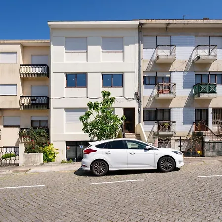 Bright & Spacious Flat By Host Wise شقة